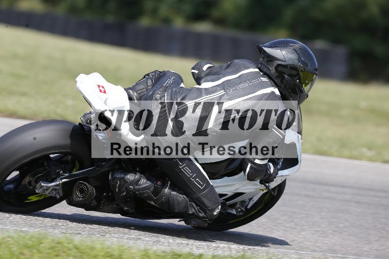 /45 10.08.2025 Plüss Moto Sport ADR/Freies Fahren/888